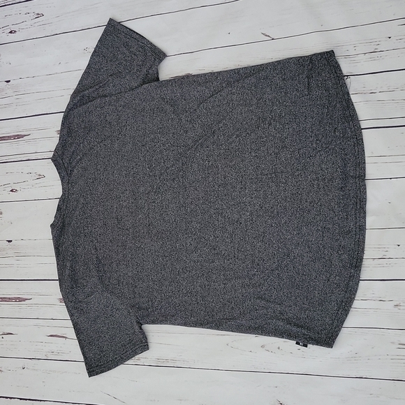 Short sleeve tee - Picture 8 of 8